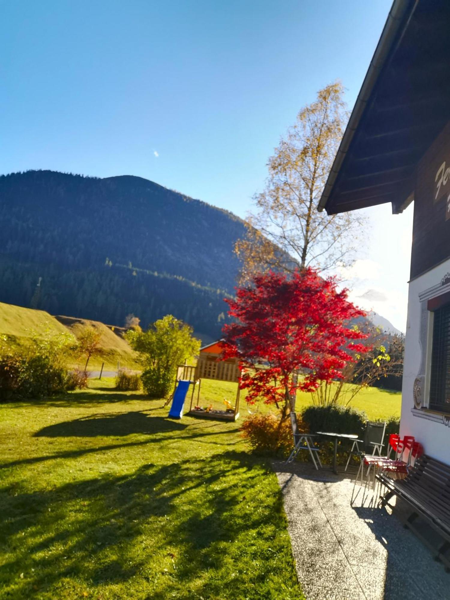 Haus Sprenger Lägenhet Häselgehr Exteriör bild