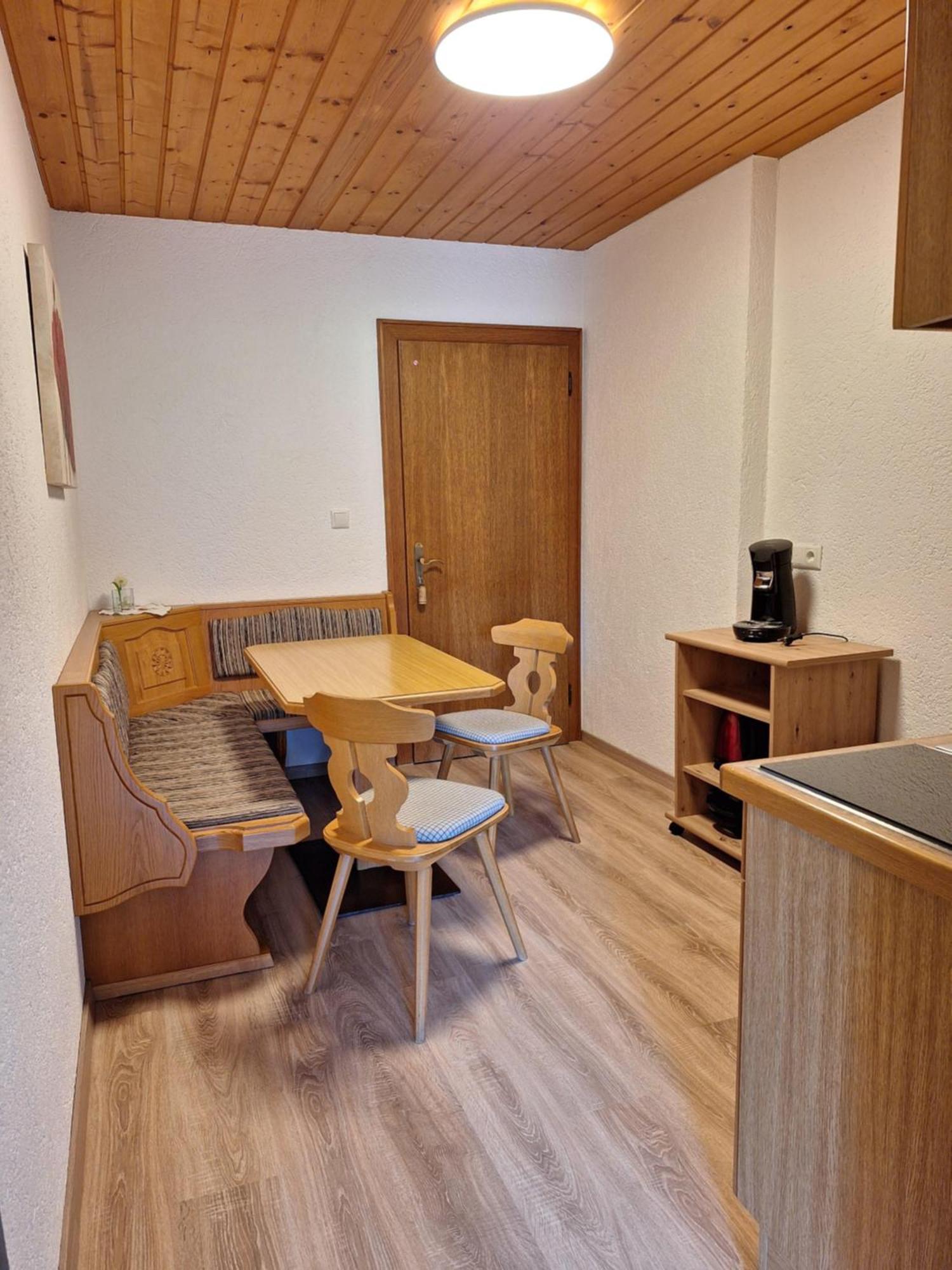 Haus Sprenger Lägenhet Häselgehr Exteriör bild
